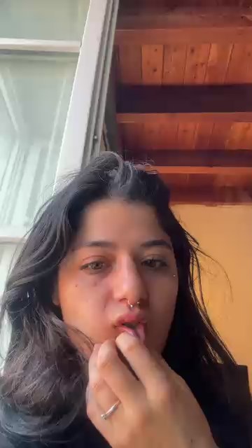 chloe_sexy live cam on Cam4