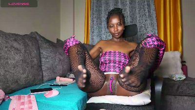 chocolata26 live cam on Cam4