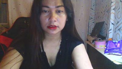 chocolate1984 live cam on Cam4
