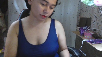 chocolate1984 live cam on Cam4