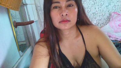 chocolate1984 live cam on Cam4