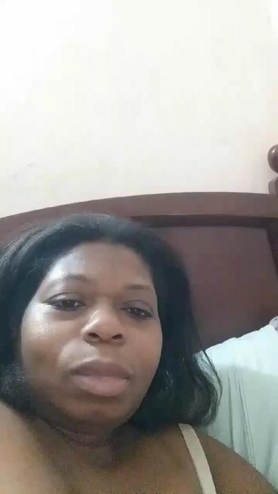 chocolatesexi3 live cam on Cam4