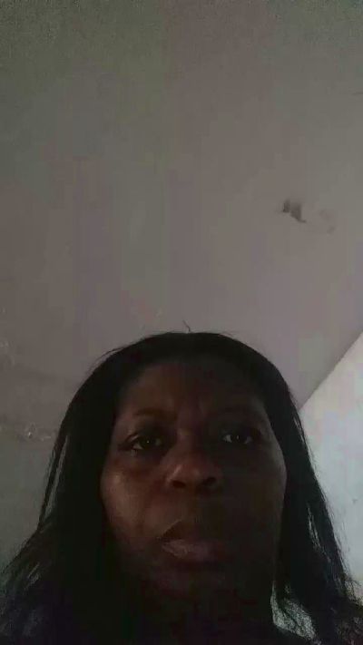 chocolatesexi3 live cam on Cam4