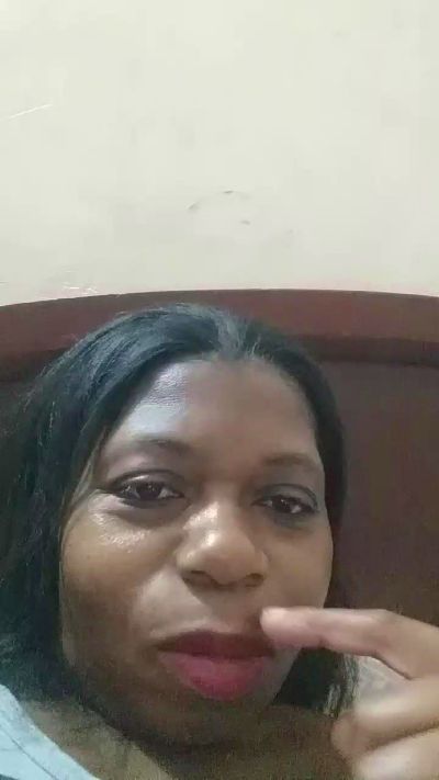 chocolatesexi3 live cam on Cam4