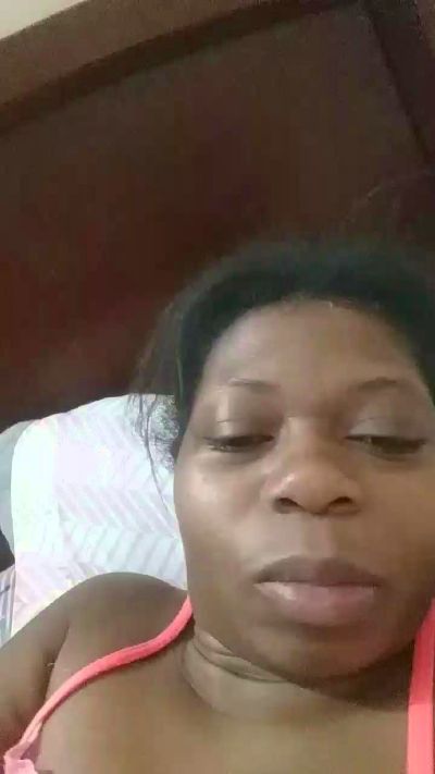 chocolatesexi3 live cam on Cam4