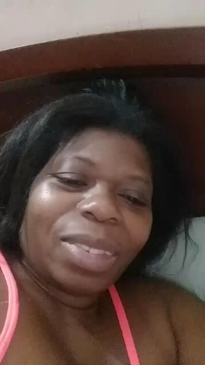chocolatesexi3 live cam on Cam4