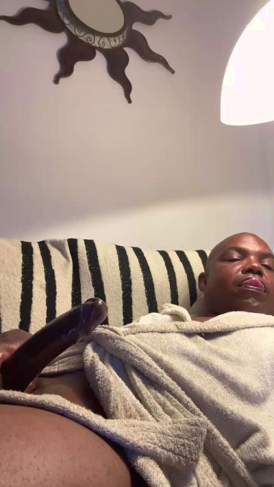 chocolatesis live cam on Cam4