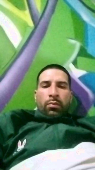 chris1930 live cam on Cam4