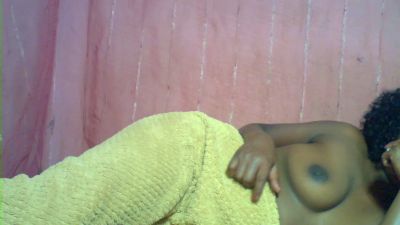 christelle9794 live cam on Cam4