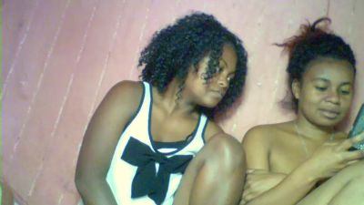 christelle9794 live cam on Cam4