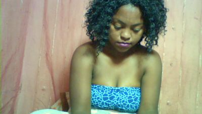 christelle9794 live cam on Cam4