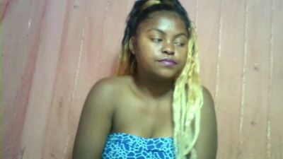 christelle9794 live cam on Cam4