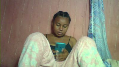 christelle9794 live cam on Cam4