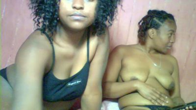 christelle9794 live cam on Cam4