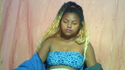 christelle9794 live cam on Cam4