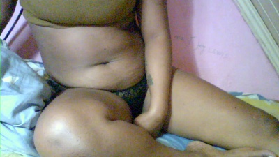 christelle9794 live cam on Cam4