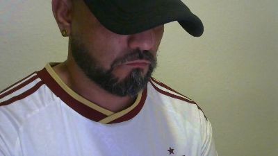 christianmarqz live cam on Cam4