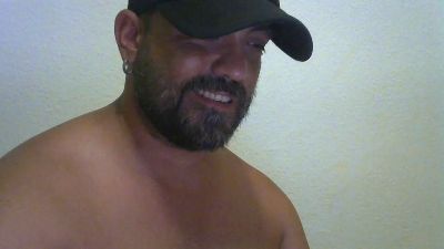 christianmarqz live cam on Cam4