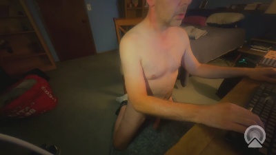 chrisw8181 live cam on Cam4