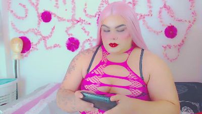 chubby_tatoo live cam on Cam4