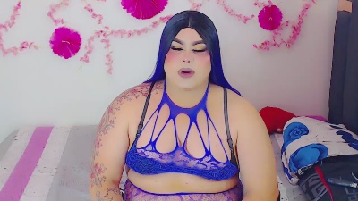 chubby_tatoo live cam on Cam4