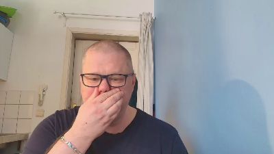 chubbyass08 live cam on Cam4