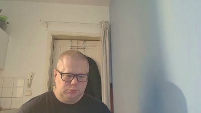 chubbyass08 live cam on Cam4