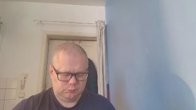 chubbyass08 live cam on Cam4