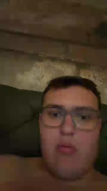 chubbyteen321 live cam on Cam4