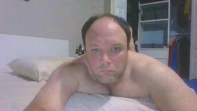 chubsub32 live cam on Cam4
