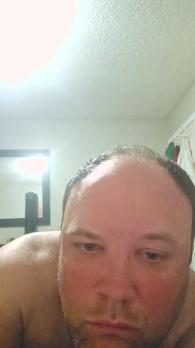 chubsub32 live cam on Cam4