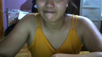 chubyfox63 live cam on Cam4