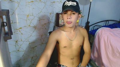 cici_smith live cam on Cam4