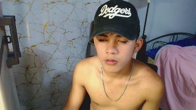 cici_smith live cam on Cam4