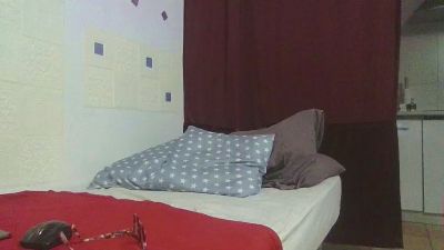 cinthia42 live cam on Cam4