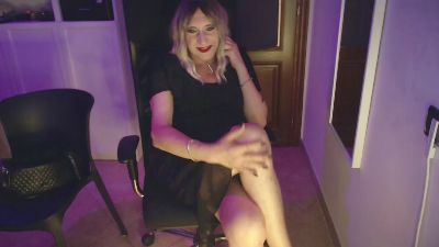 cinziatrav live cam on Cam4