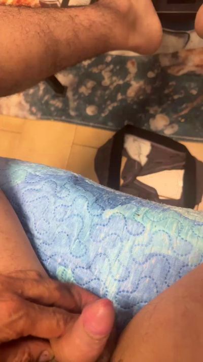 ciromh1 live cam on Cam4