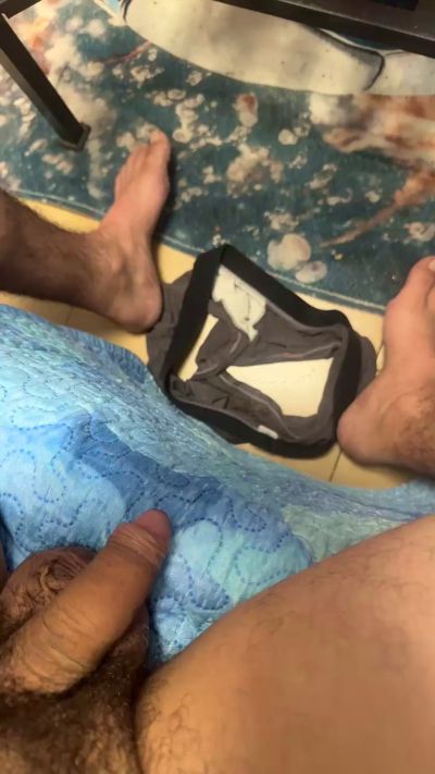 ciromh1 live cam on Cam4