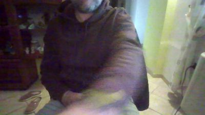 cisono84 live cam on Cam4