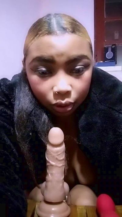 cissy69 live cam on Cam4