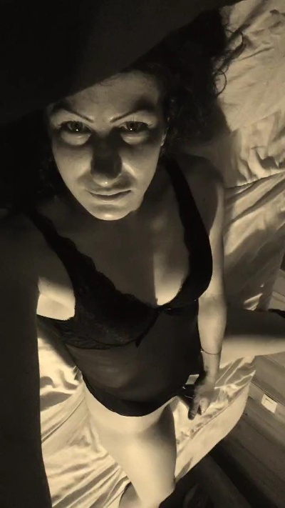 claara1 Live Cam on Cam4