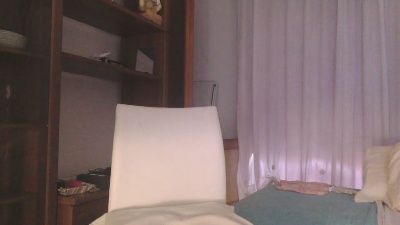 claudia172 live cam on Cam4