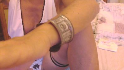 claudia172 live cam on Cam4