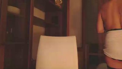 claudia172 live cam on Cam4