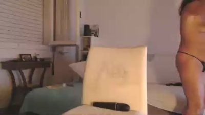 claudia172 live cam on Cam4