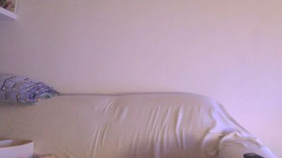 claudia172 live cam on Cam4