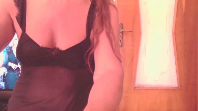 claudia172 live cam on Cam4