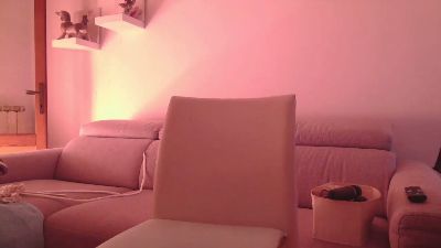 claudia172 live cam on Cam4