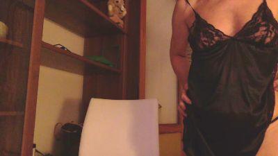 claudia172 live cam on Cam4