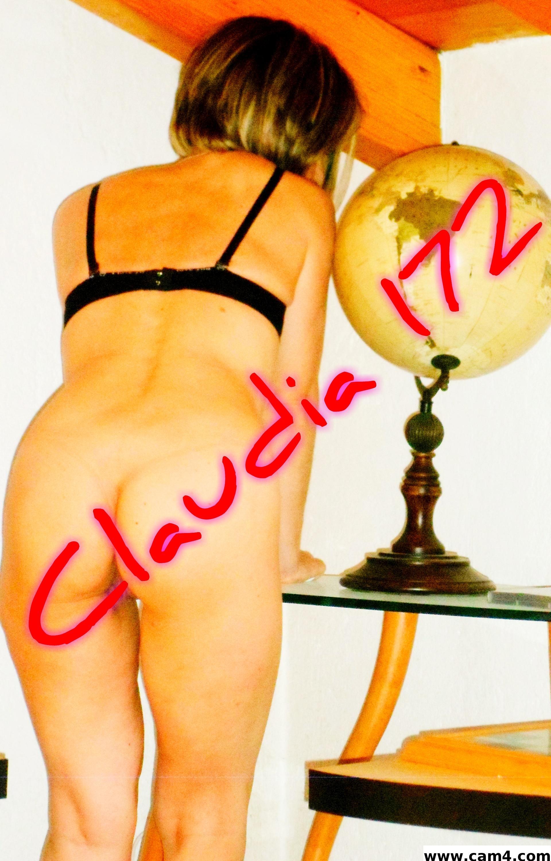 claudia172 live cam on Cam4